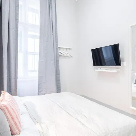New - Central And Modern Studio Budapeszt Zewnętrze zdjęcie